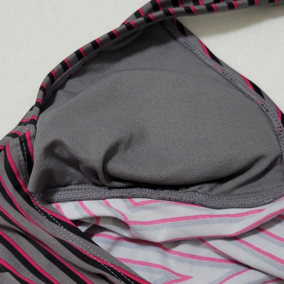 Converse Tankini Swim Top and Bottom - Picture 10 of 16